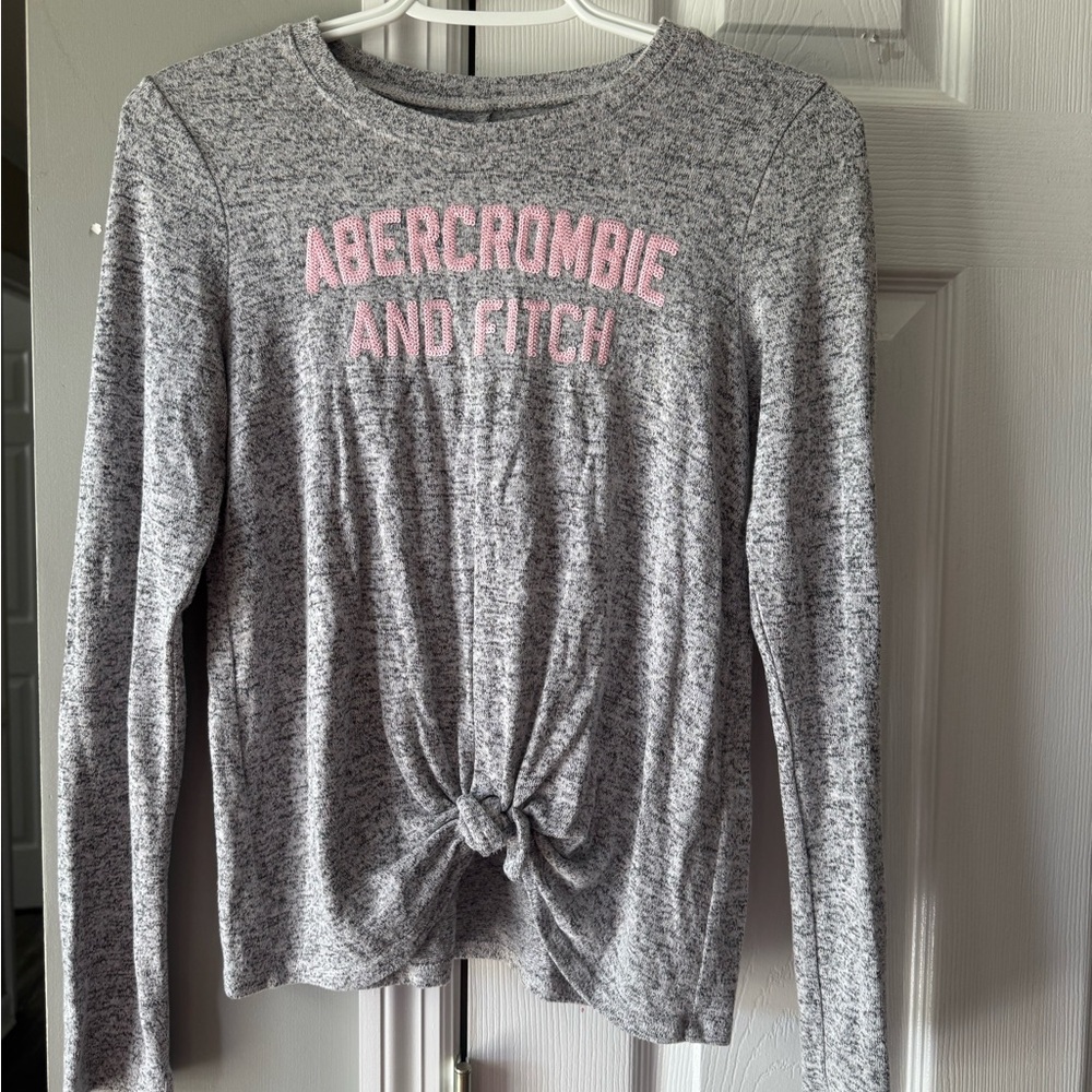 Abercrombie Kids Heathered Gray Sweater